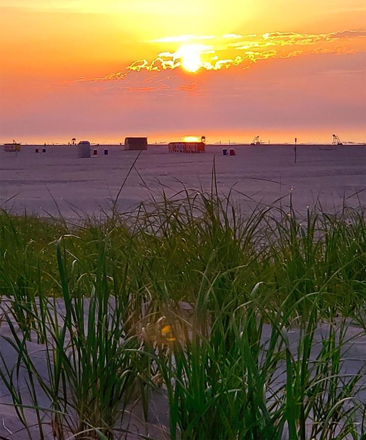Acacia Beachfront Resort Wildwood Crest Esterno foto