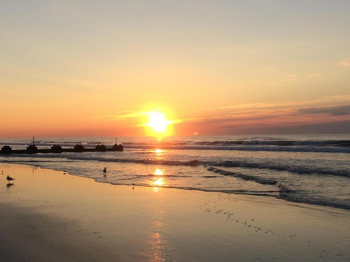 Acacia Beachfront Resort Wildwood Crest Esterno foto